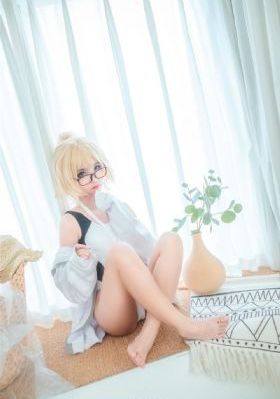 小姨母电影_DVD高清迅雷在线观看