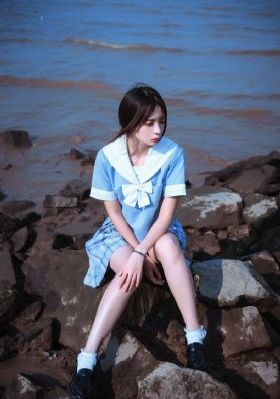 印度电影《花无百日红》_720BD在线观看