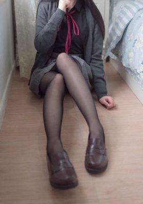 伦理片女子监狱_免费在线观看